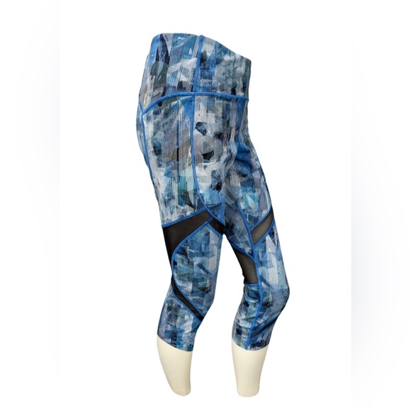Lululemon Women’s Blue Abstract Mesh Panel Crop Leggings Size 10 - Picture 1 of 16